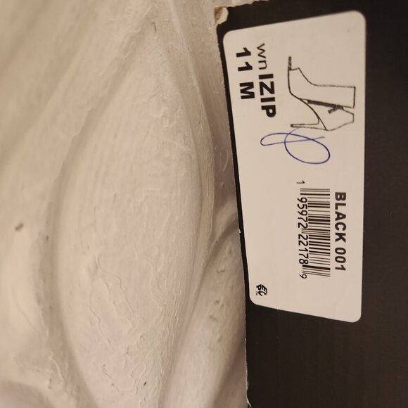 Nine West Women's Izip Leather Peep Toe Booties, Black Size 11. NIB. - Picture 3 of 14